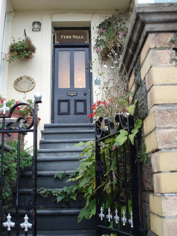 Fern Villa B&B Fishguard Esterno foto